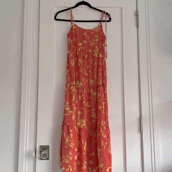 Maxi dress . - Picture 1 of 1